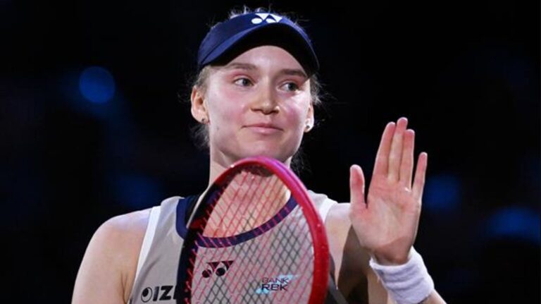 Rybakina Overpowers Andreeva to Reach Stuttgart Final in Commanding Fashion